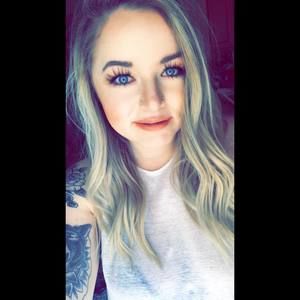 Meet your Posher, Nicole